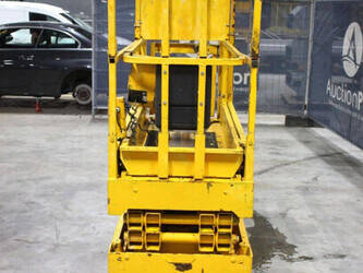 2012-genie-gs-1532-1441592-46506367