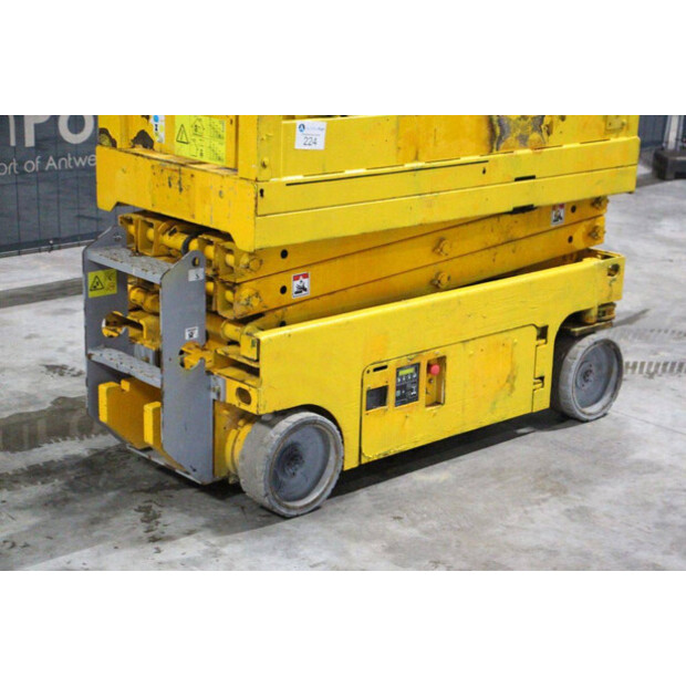 2012 Genie GS-1532-46506372