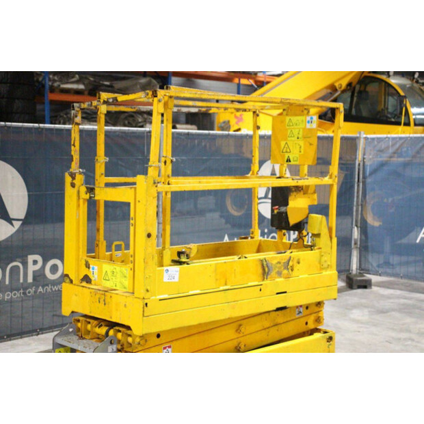 2012 Genie GS-1532-46506373