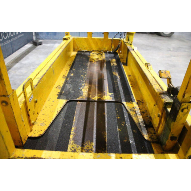 2012 Genie GS-1532-46506375