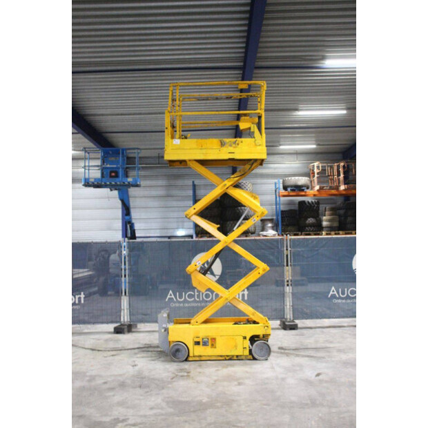 2012 Genie GS-1532-46506381