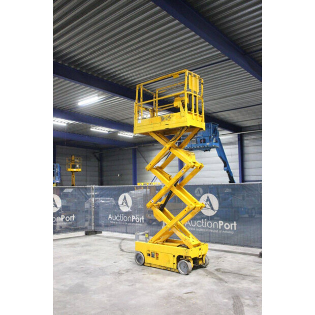 2012 Genie GS-1532-46506382