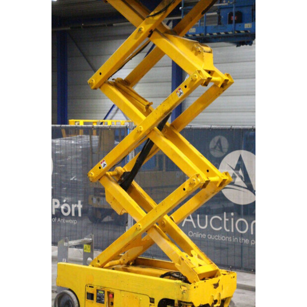 2012 Genie GS-1532-46506385