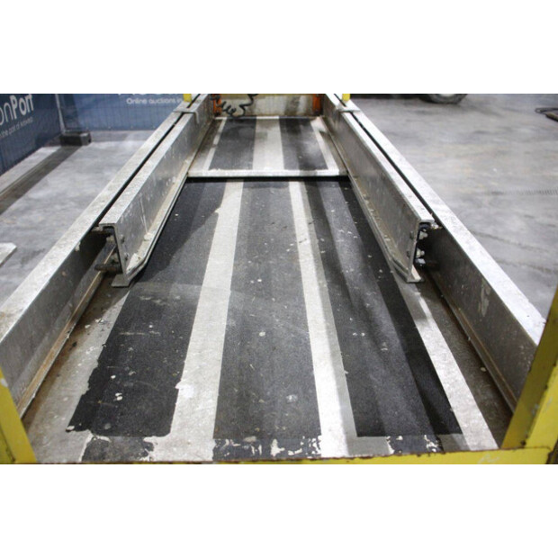 2010 JLG 2030ES-46506407