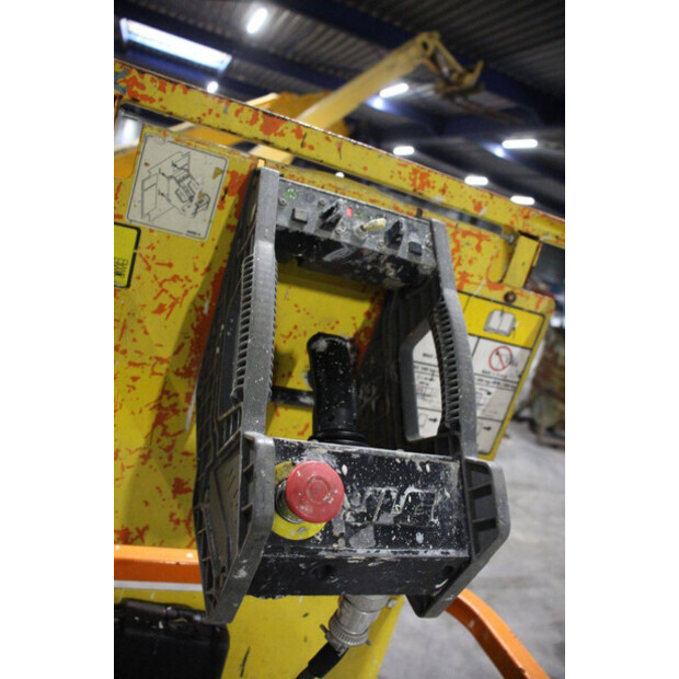 2010 JLG 2030ES-46506408