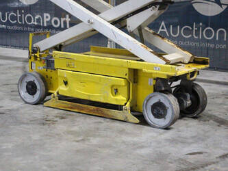 2010-jlg-2030es-1441594-46506417