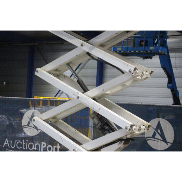 2010 JLG 2030ES-46506419