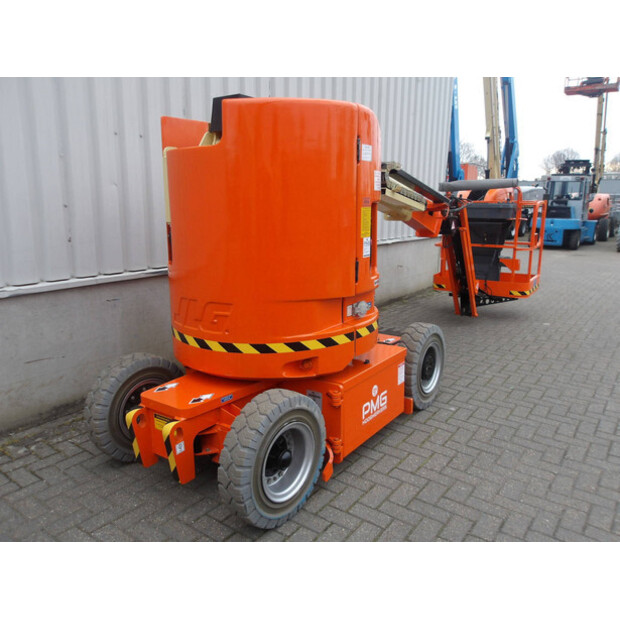 2014 JLG E300AJP-46506421