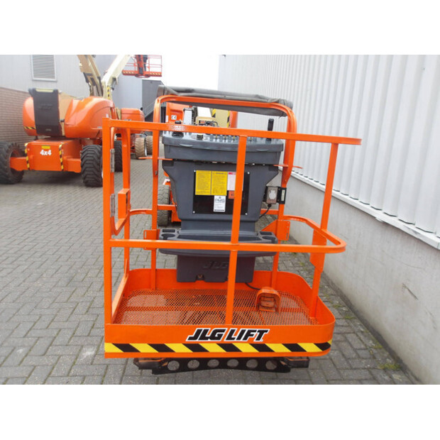 2014 JLG E300AJP-46506423