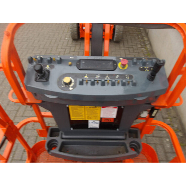 2014 JLG E300AJP-46506424