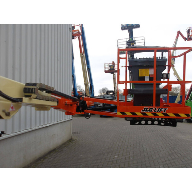 2014 JLG E300AJP-46506430