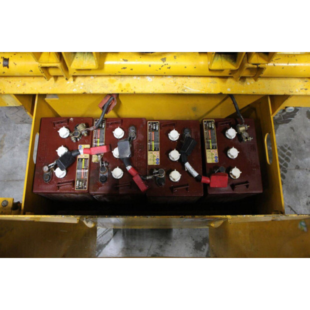 2012 هولوت COMPACT 10-46506460