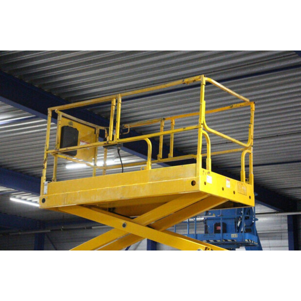 2012 هولوت COMPACT 10-46506467