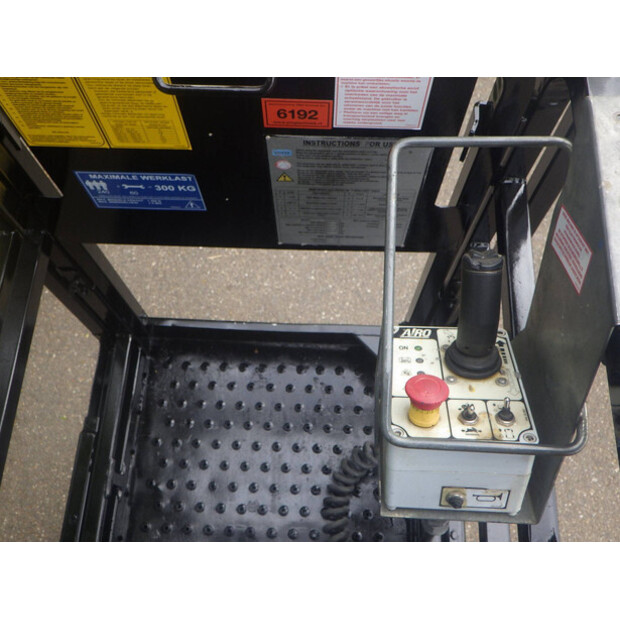 2015 ايرو X12EN-46506527