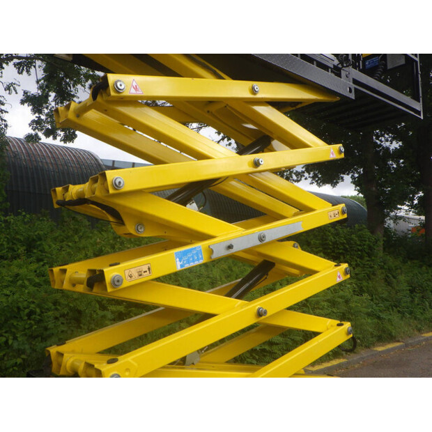 2015 ايرو X12EN-46506532