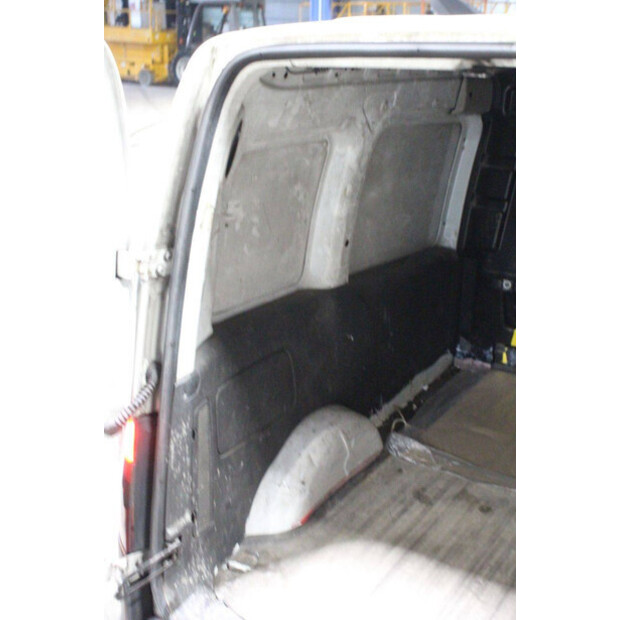 2006 أوبل Combo -c-van Z13DT AC-46506552