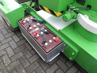 2017-nifty-hr12nde-46506580