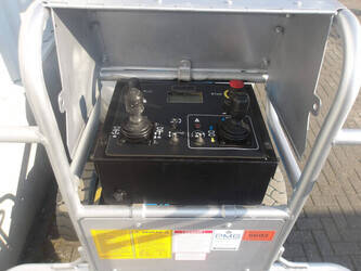 2015-genie-z-33-18-1441605-46506617