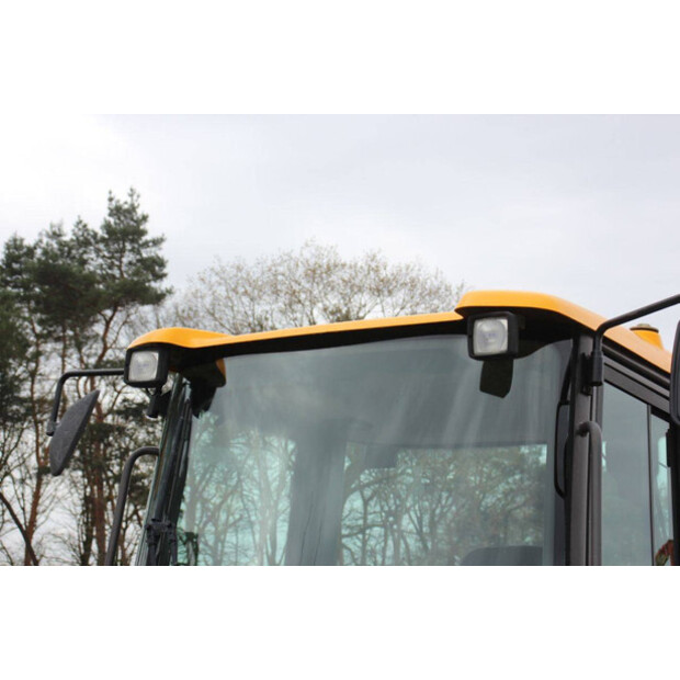 2017 فولفو L30G-46506635