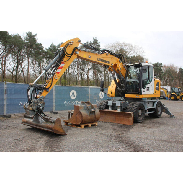 2017 ليبهير A914-46506789