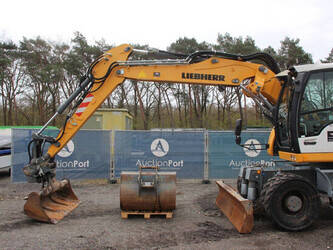 2017-liebherr-a914-46506790