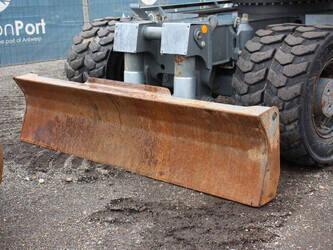 2017-liebherr-a914-46506793