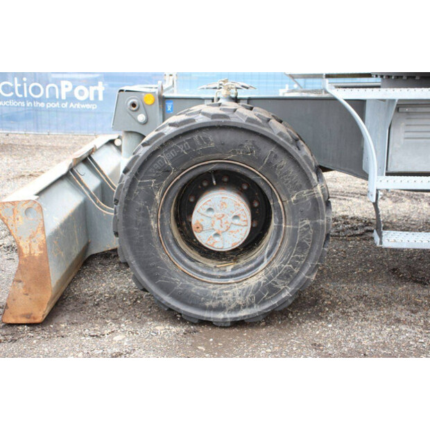 2017 ليبهير A914-46506800