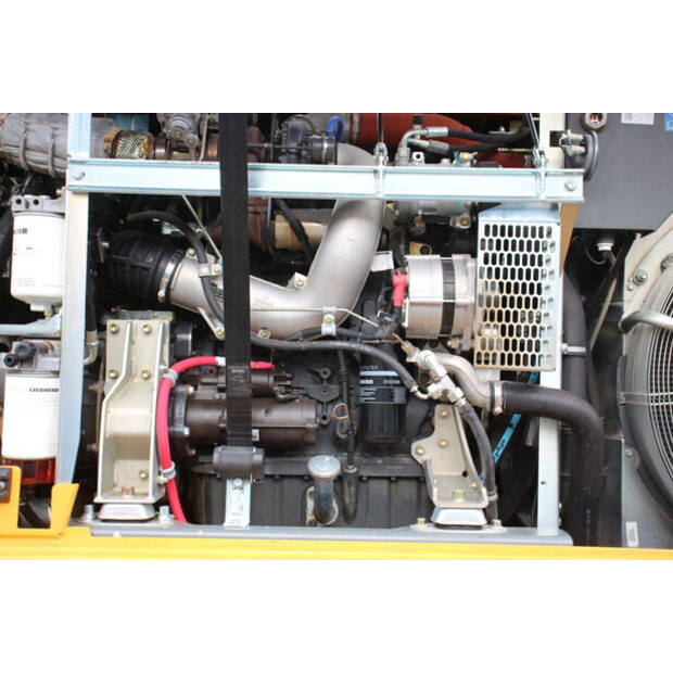 2017 ليبهير A914-46506809