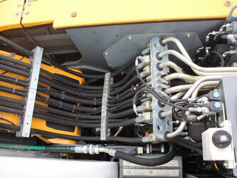 2017-liebherr-a914-46506811