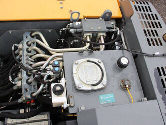 2017-liebherr-a914-46506812