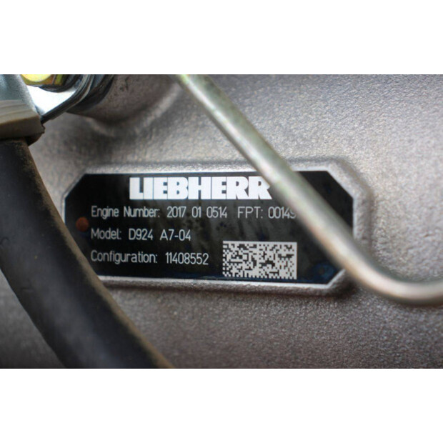 2017 ليبهير A914-46506814