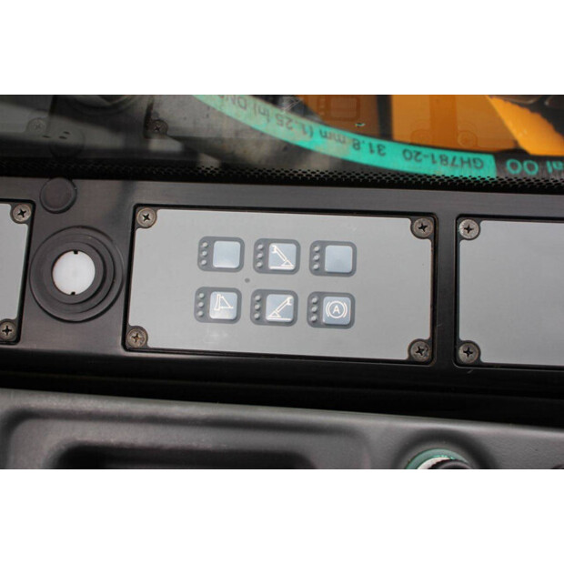 2017 ليبهير A914-46506825