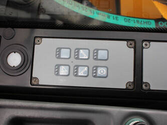 2017-liebherr-a914-46506825