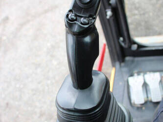 2017-liebherr-a914-46506826