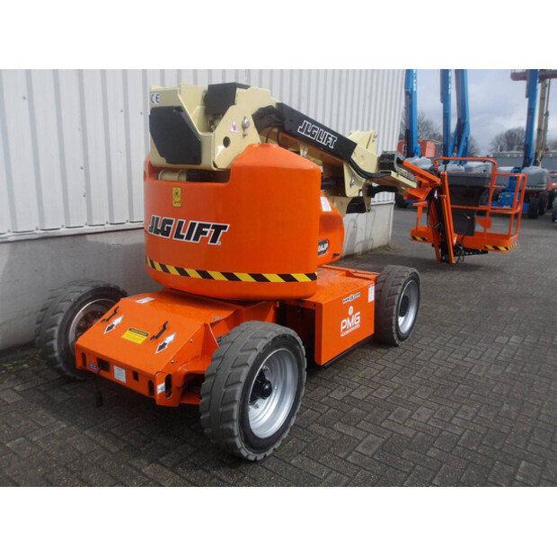 2014 JLG E400AJPN-46506836