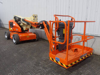 2014-jlg-e400ajpn-1441616-46506837