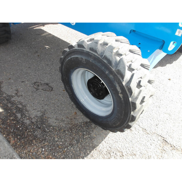 2015 جيني S-45-46506855