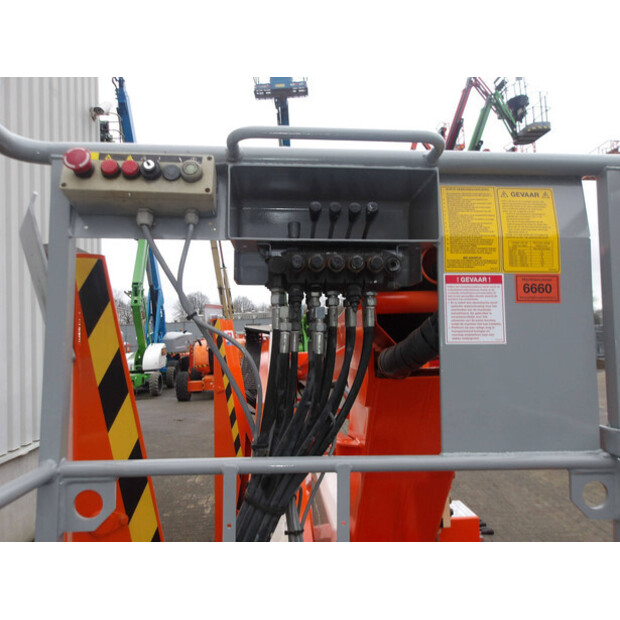 2014 نيفتي 170HAC-46506989