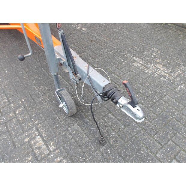 2014 نيفتي 170HAC-46506991