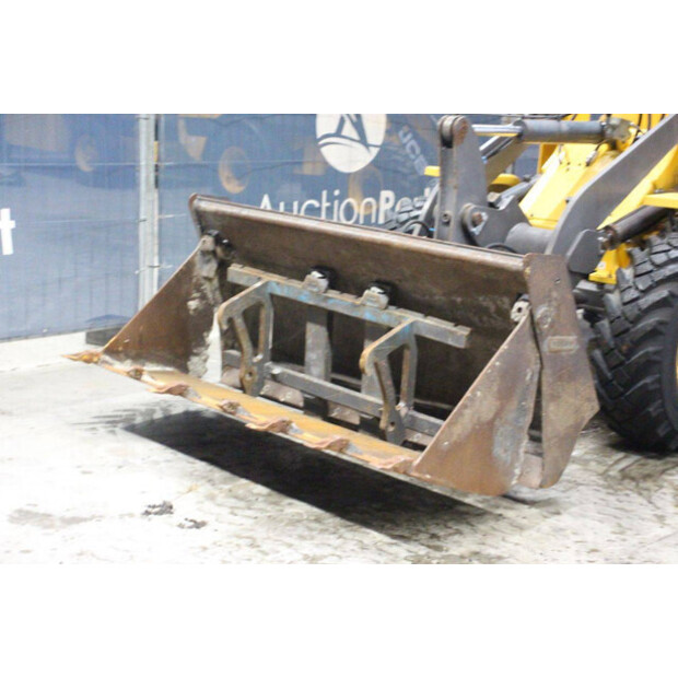 2016 Volvo L30G-46507052