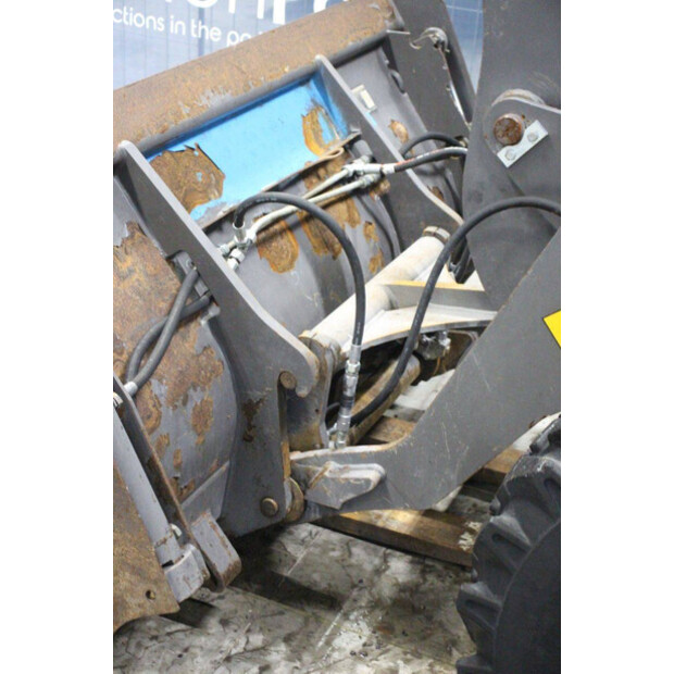 2016 Volvo L30G-46507055