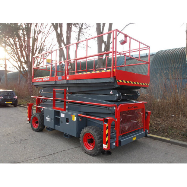 2015 SkyJack SJ9250-46507076