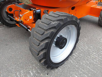 2014-jlg-600aj-1441630-46507091