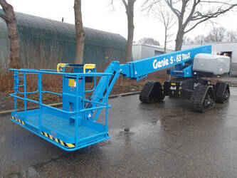 2015-genie-s-65-trax-1441632-46507141