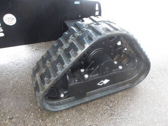 2015-genie-s-65-trax-1441632-46507145