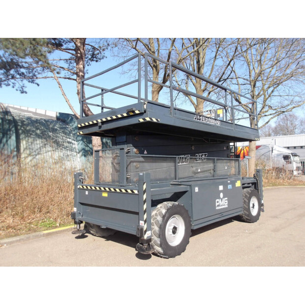 2012 JLG 210-25-46507206