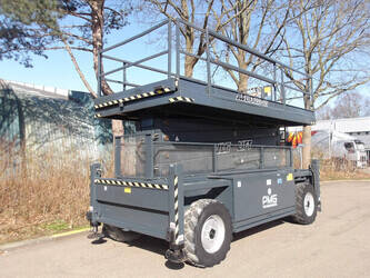 2012-jlg-210-25-1441635-46507206