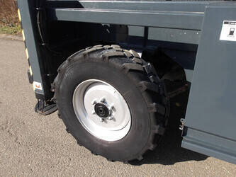 2012-jlg-210-25-1441635-46507211