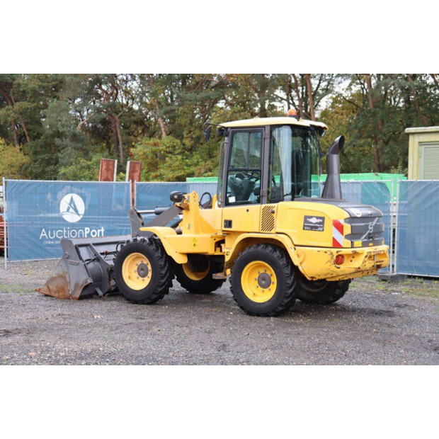 2016 Volvo L30G-46507279