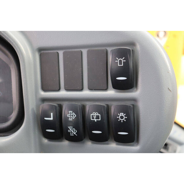 2016 Volvo L30G-46507309